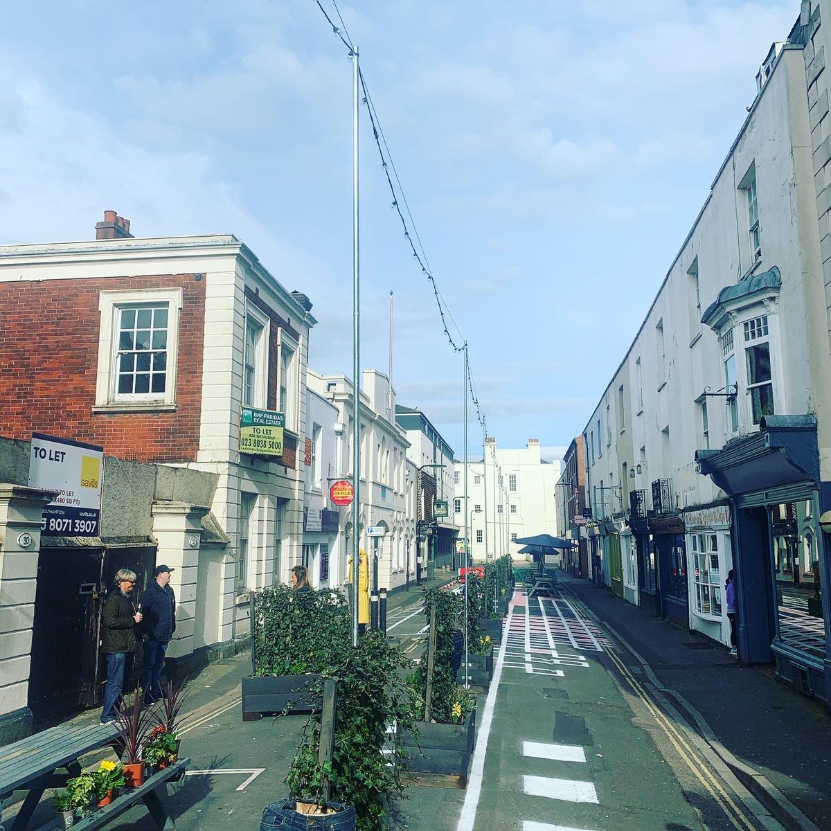 DbrayArchi's tweet photo. Day 13 progress on our public realm street art project, #tacticalurbanism in play! Concept artist meets delivery artist, festival festoon lighting installed 4, 12.0421 @Go_Southampton @VisitSoton @SolentShowcase @SotonStreets @southampton2025 @SouthamptonHid1 @OctoberBooks https://t.co/9cY6e10e1k