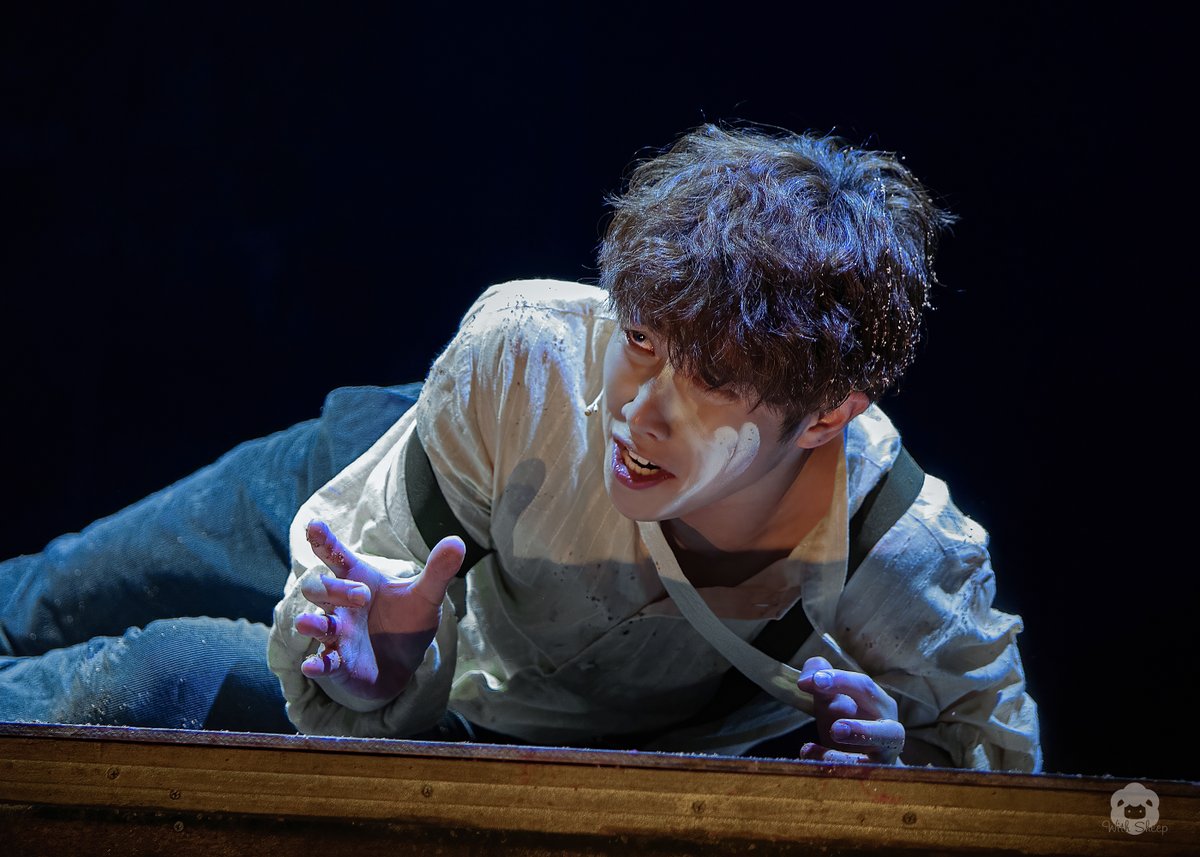 With__Sheep's tweet photo. 20210408 #브라더스까라마조프
스메르쟈코프 - #박준휘 배우님

` 당신이 까라마조프가의 힘을 내게 알려주었으니까 ` https://t.co/QueK8On150