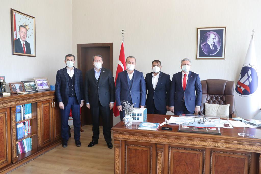 Rektörümüz Prof.Dr. Ersan Aslan'ı Ziyaret ettik
•Görevde Yükselme/Unvan Değişikliği Sınav ihtiyacı,
•VHKİ kadrolarına memur arkadaşların atanması beklentisi,İlgileri ve taleplerimize olumlu yaklaşımı için Rektörümüz Prof Dr Ersan Aslan’a teşekkür ediyorum.<a href="/kirikkaleunv/">Kırıkkale Üniversitesi</a>