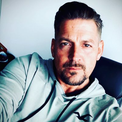beer_sandro's tweet photo. #NeuesProfilbild https://t.co/VzU8zw0oYI
