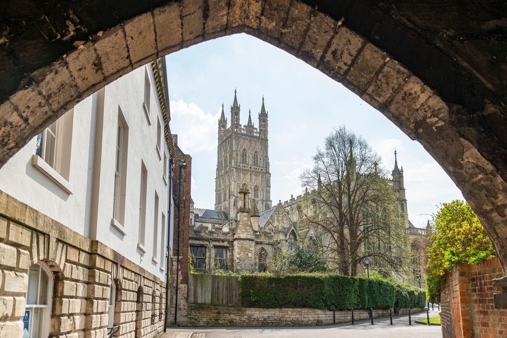 Support your local shops and shop local from April 12 when our high street reopens. Our businesses have worked hard to make sure they are safe places for you to shop. Please remember your masks and to socially distance. orlo.uk/iANGW #shoplocal <a href="/GloucesterBID/">GloucesterBID</a>