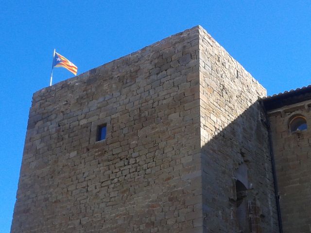 CLxR_Cervera's tweet photo. Voleu crear un #ConsellLocal  a #laSegarra? Teniu preguntes sobre la nova #IDRepublicana?
Voleu registrar-vos al @ConsellxRep?
Amb música, poesia de @FrediBentanachs i alguna sorpresa!
@CLxR_Cervera @CLxR_Guissona 
#PreparemNos https://t.co/y6YHCyfwQD