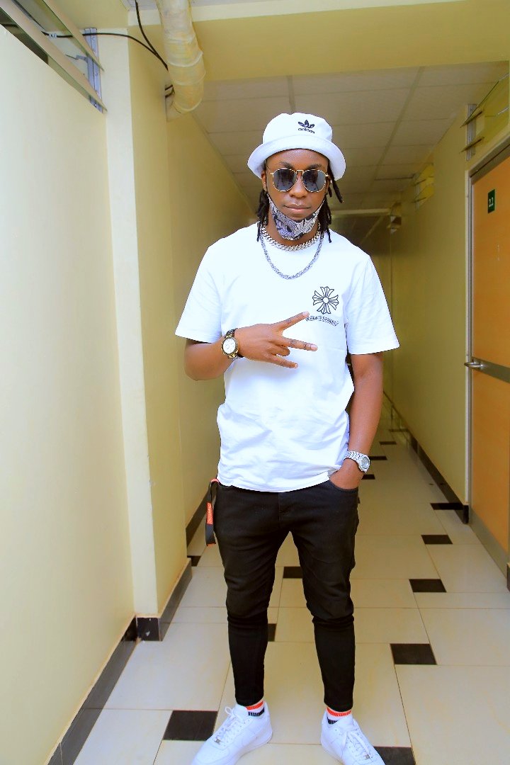 Colifixe's tweet photo. We Give Thanks 🙏
Some New z Ready 🔉💯🔥 #Nakikubye 💃
Check it out 👇 &amp; Subscribe 
https://t.co/H70dOQI9Il https://t.co/eGonLzAacq