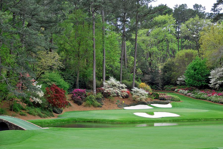 WajorLeague's tweet photo. Hole 12 is just beating the field down right now

 #raescreek #masters #mastersweek #AugustaNational https://t.co/lhc6YYxSOa