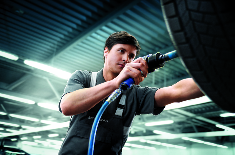 Interested in working for BMW Northwest? Now's your chance! We are looking to hire technicians with BMW Experience. This job offers competitive hourly wages and monthly bonuses, PTO, 401k options, and more! 

To apply click the link 👉   bit.ly/3uzL2mY