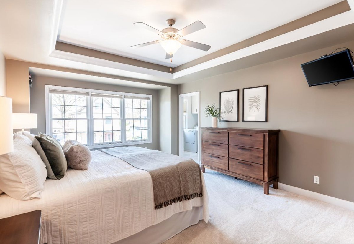 DorgerDiff's tweet photo. NEW PRICE and OPEN HOUSE: Come explore this Mt. Lookout home at an open house this Sunday from 12 to 2 PMโ Move-in ready and just a short distance to Hyde Park and Mt. Lookout Squares. Full listing: https://t.co/uptH3SE8xm
#dorgerdifference #cincyrealestate https://t.co/CYExVuLzGg