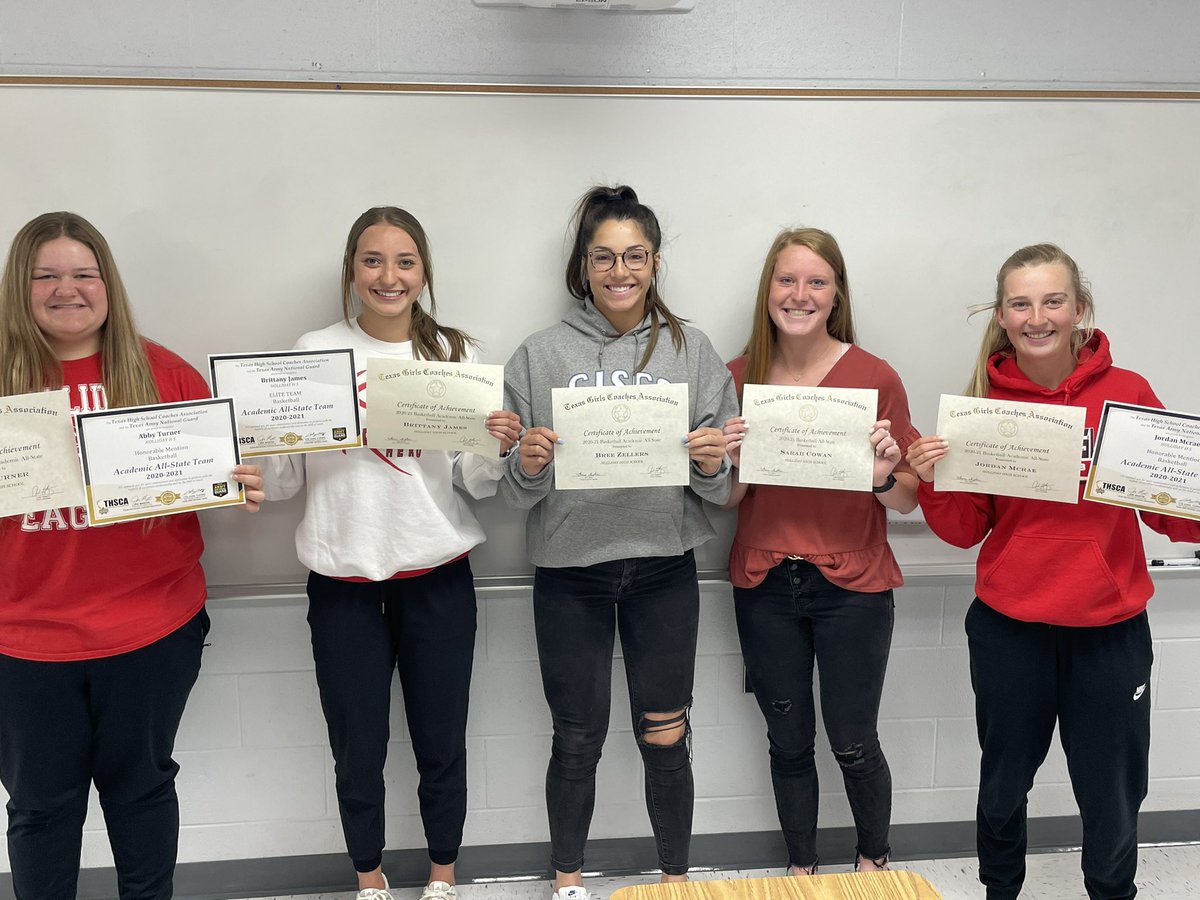 Just a couple of THSCA and TGCA Academic All-State players .. oh and one TGCA All-State player! Congratulations! Hard work pays off! #HERO #FINISH