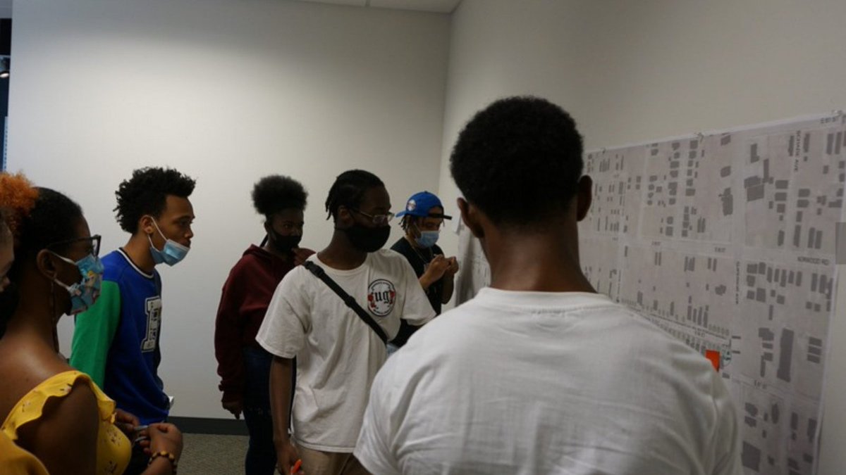 In #CLE’s Hough neighborhood, young leaders have a seat at the table where key decisions are being made &amp; their influence is making a difference. Visit our blog for a #StoriesofImpact feature on the work of the Hough Youth Council <a href="/ArtsTwelve/">Twelve Literary Arts</a>: bit.ly/3wBw55M