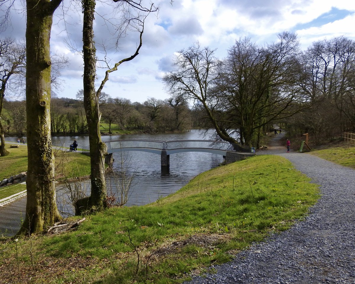 AledHall's tweet photo. Prynhawn hollol hyfryd yn y rhan newydd sy’ wedi agor yn @walesbotanic 👌🏼Pan gewch gyfle plîs ewch yno #ffantastic
Gorgeous afternoon at the newly opened section @walesbotanic When u get a chance GO...it’s fabulous👌🏼
@StormHour @ThePhotoHour @ThePhotoChallng @ItsYourWales 🏴❤️ https://t.co/jOYpDpRzov
