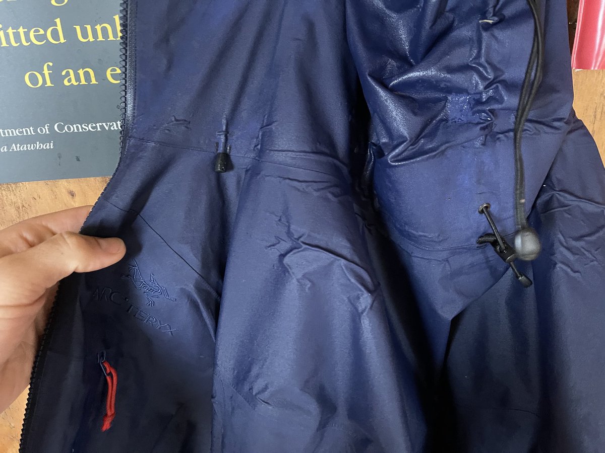 pauldeering's tweet photo. @Arcteryx alpha SV jacket only a few years old. https://t.co/1Dw1UBP9Z6