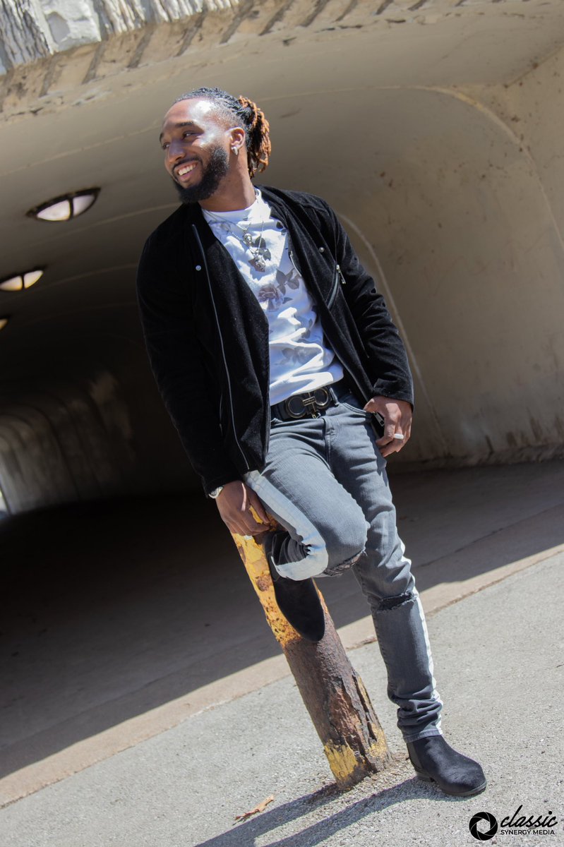 classicsynergy's tweet photo. That spring time flex is real!
Time to pick your favorite spot and step in front on the camera!
#springtimevibes #springtimeflex #springflex #goodweather #goodvibes #springtimechi #chicagophotographer #outdoorphotography #springinchicago https://t.co/IN1f9FTDu6