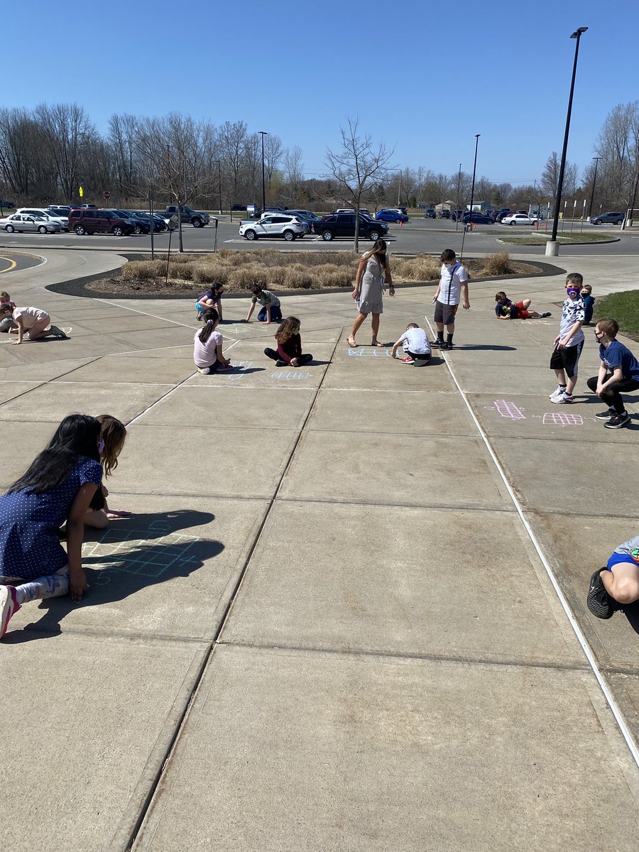 <a href="/cabrey_k/">Kasi Cabrey</a> and her 4th graders take advantage of a beautiful day and trade in whiteboards and markers for sidewalks and chalk to practice learning about area. #srepride