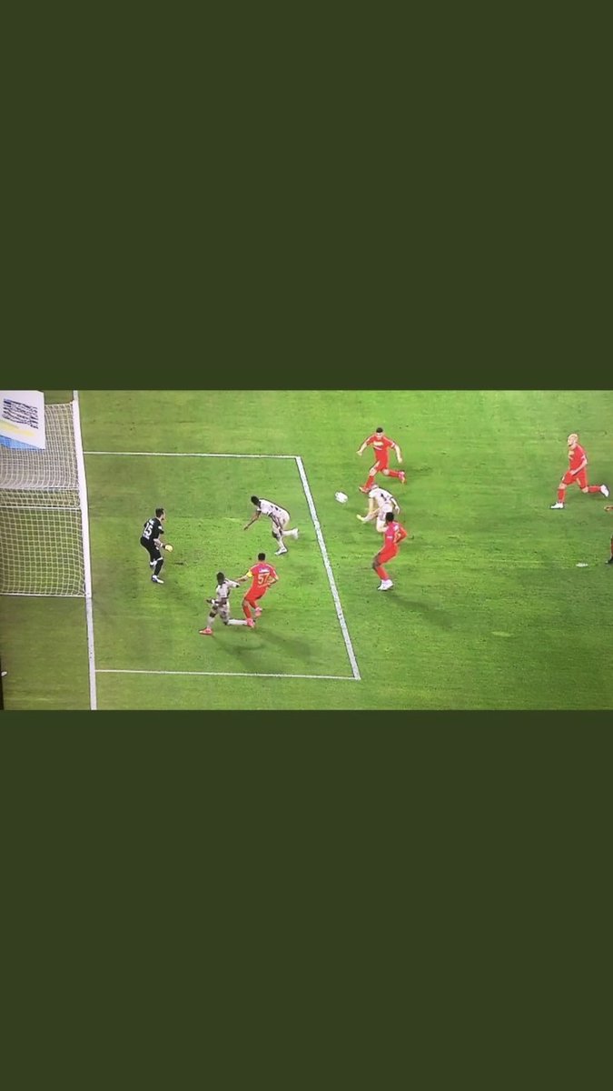 HocaogluEyup's tweet photo. Fenevbahçe Yeni Malatya tesislerinde antraman yaptı sanırım#YMSvFB https://t.co/6RuGUvNcBx