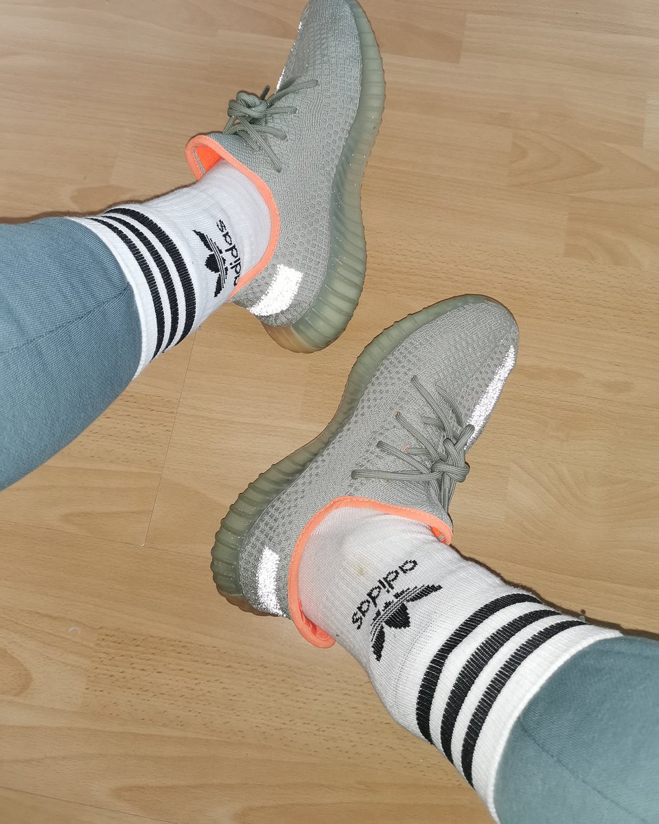 AuxMstr's tweet photo. Yeezy Master 😍
#yeezy #yeezyboy #yeezysneaks #sneakerfreak #gayfetish #gaysneakers #gaymaster #masterboy #proll #prollstyle #kiffeur #adidasboy #adidasfreak #sneakerfreak #gayfetish #adidassneaker #adidasshoes #fckyou #soxboy https://t.co/C5Rd3pxbXT