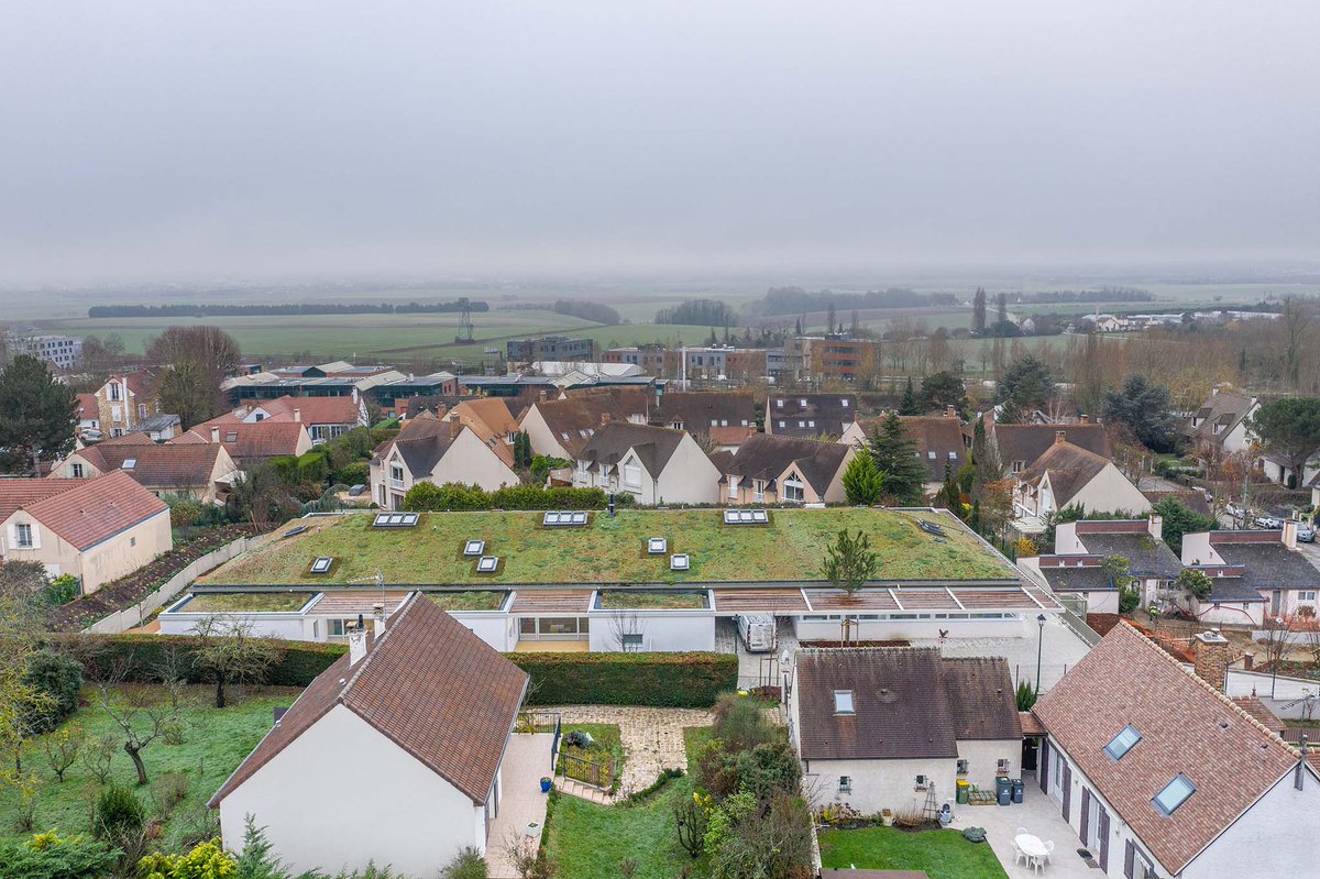 Construyendo infancias. Crèche Les deux Oies por WRA architects and Ithaques
metalocus.es/es/noticias/co…
Building childhoods. Crèche Les deux Oies by WRA architects &amp; Ithaques 
metalocus.es/en/news/buildi…
<a href="/AtelierWRA/">Atelier WRA</a>