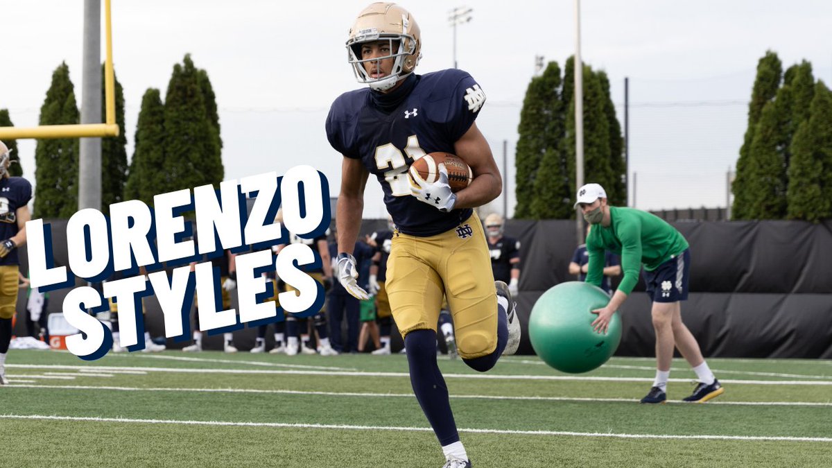 BGInews's tweet photo. Lorenzo Styles as a punt returner. New OL groupings. Four linebackers in a play.

A lot to dive into with today's practice report: https://t.co/1sGqG427XN https://t.co/NXRcR3L9fS