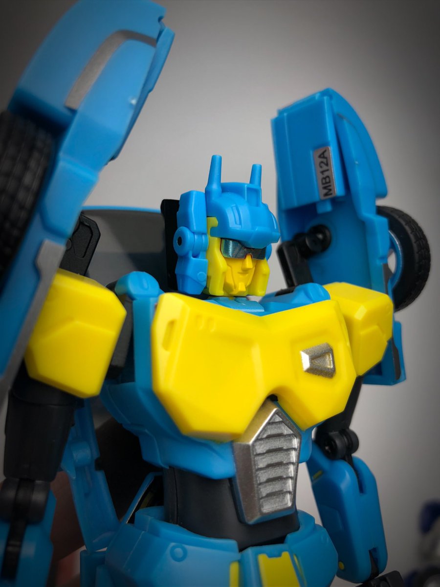 fans_hobby's tweet photo. NITE WALKER: Love the silver sticker! I have a new visor too😍!
#fanshobby #thirdpartytransformers #nitewalker #nightbeat #juniorheadmasters https://t.co/UvD5wq6zZb
