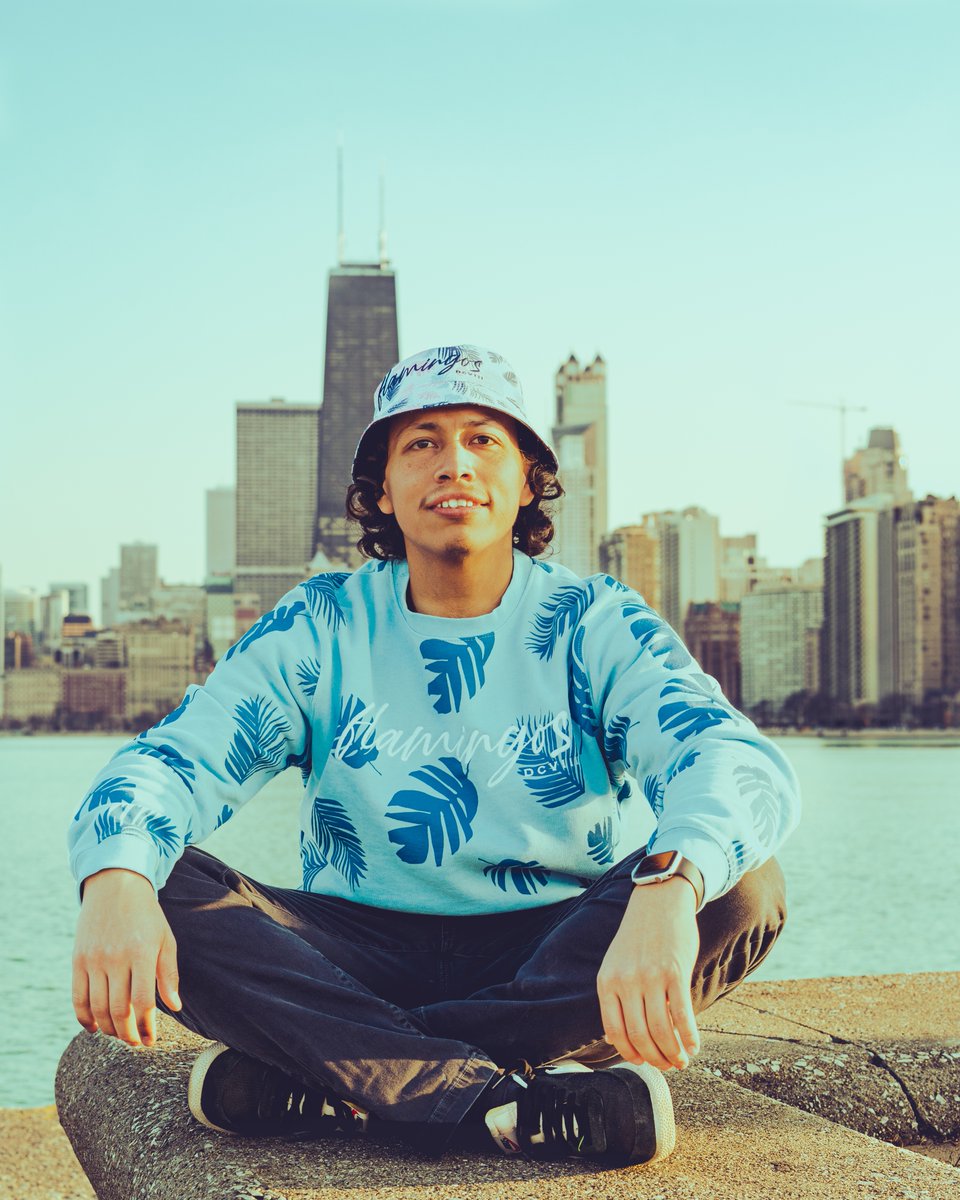 Mrtncam's tweet photo. Reppin' @ForwardMSNFC in the state of IL, and everywhere else I go. #selfportraits #fullmingo #chitown https://t.co/kiTNgAy0Tw