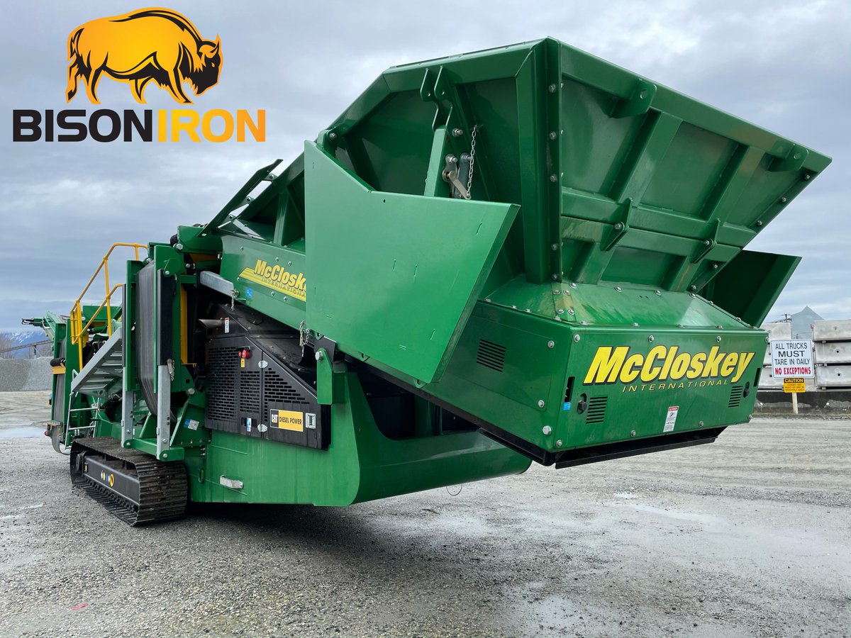 BisonIron's tweet photo. SOLD:
New McCloskey R155 Heavy Duty #Scalper Screening Plant delivered to its new home!

Features on this machine:
-CAT Engine
-Belt Feeder
-Track Mounted

Interested in getting your own? Get in touch!
📞:1-604-813-2424
✉️:info@bisoniron.com
🖱https://t.co/BDJKDI6Nzy https://t.co/OJMPxulSYI