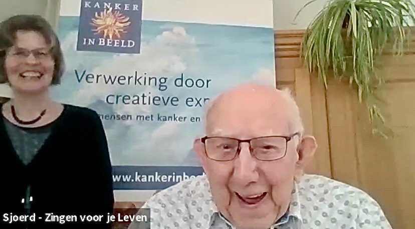 Koningin Máxima brengt een digitaal werkbezoek aan de korensector. Koorzang is de grootste kunstsector van Nederland en de impact van de coronapandemie op deze expressievorm is groot.
koninklijkhuis.nl/actueel/nieuws…