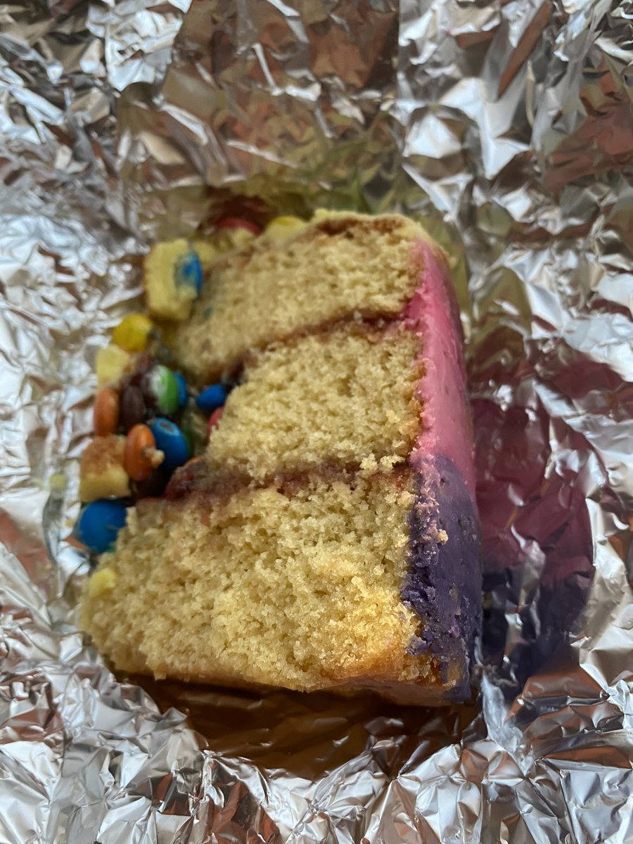 ChrisDavis2707's tweet photo. Mammoth piece of Birthday cake from one of my young juniors today!! π₯³π₯³π°π°
To top it off, she hit an incredible backhand straight into the trolley πππΎπΎ
#tennis #tennisplayer #tenniscourt #tennislife #tennisfun #tenniscoach #tennistraining #tenniscoaching #tennislove https://t.co/GTmoR6wXSG