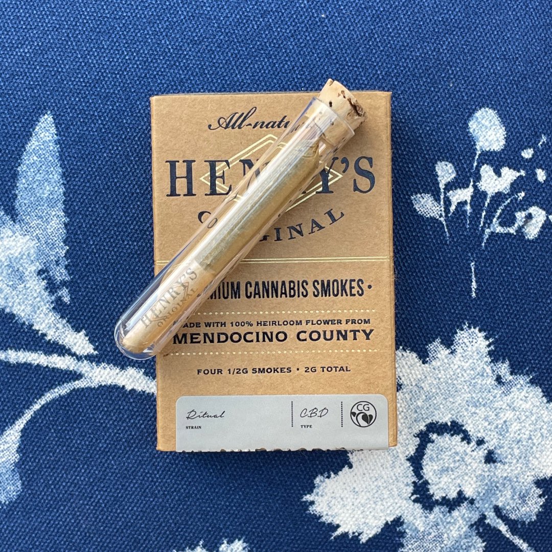 unrolledapp's tweet photo. Check-in your favorite @HenrysOriginal on #unrolled https://t.co/2xuAVmlz3b https://t.co/b1eMus0B0Q