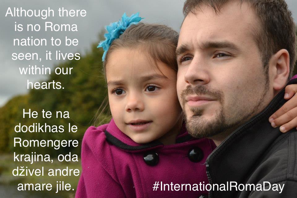 romanilessons's tweet photo. Happy #InternationalRomaDay ! #RomaDay #8April #RomanistanIsEverywhere #OpreRoma https://t.co/Ezu7jotBbe