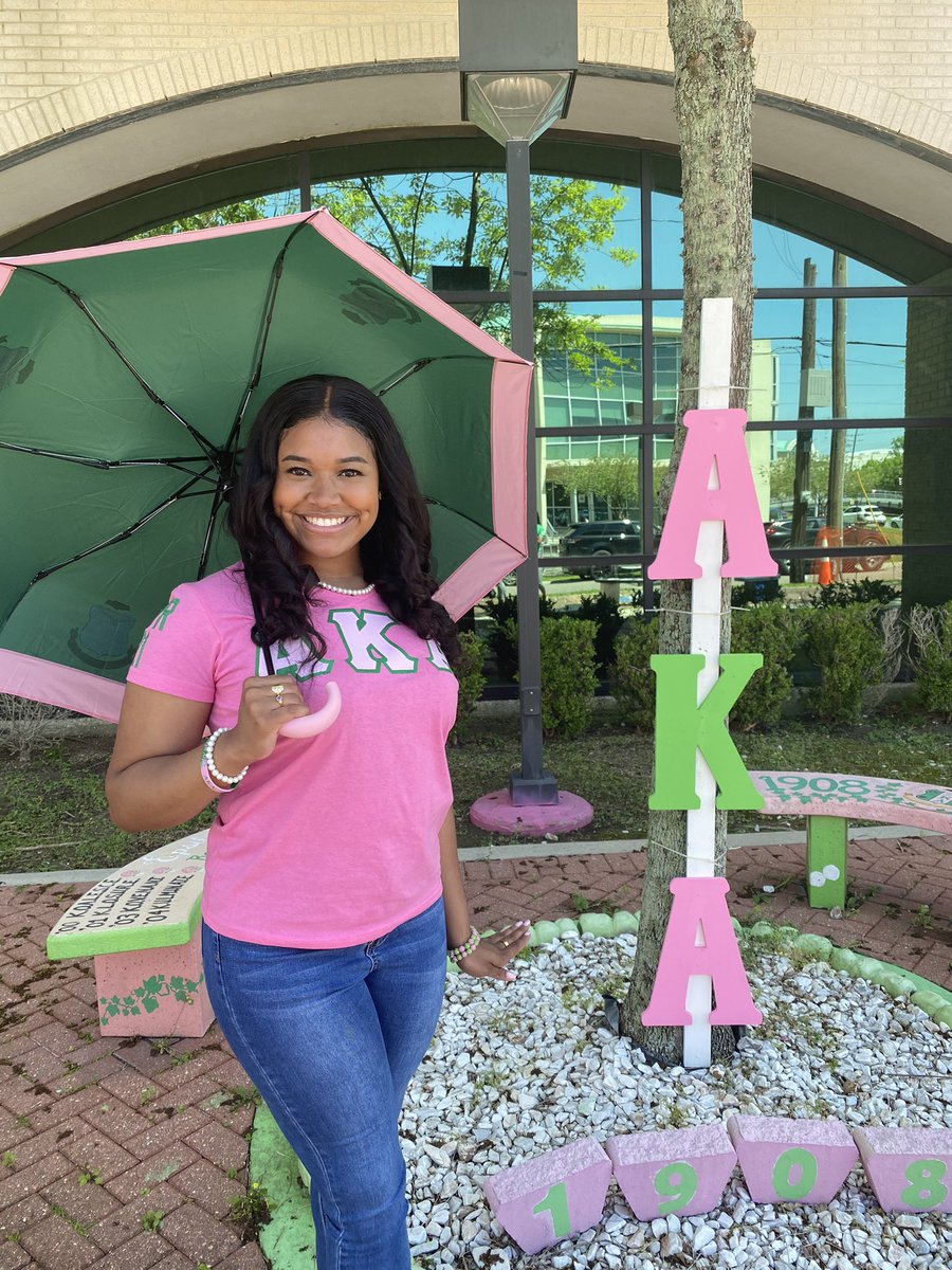 XULAStuAffairs's tweet photo. Congratulations to the newest members of the Epsilon Tau Chapter (@EpsilonTauAKA) of Alpha Kappa Alpha Sorority, Inc. #XULAnphc https://t.co/0N7aWjIy7r