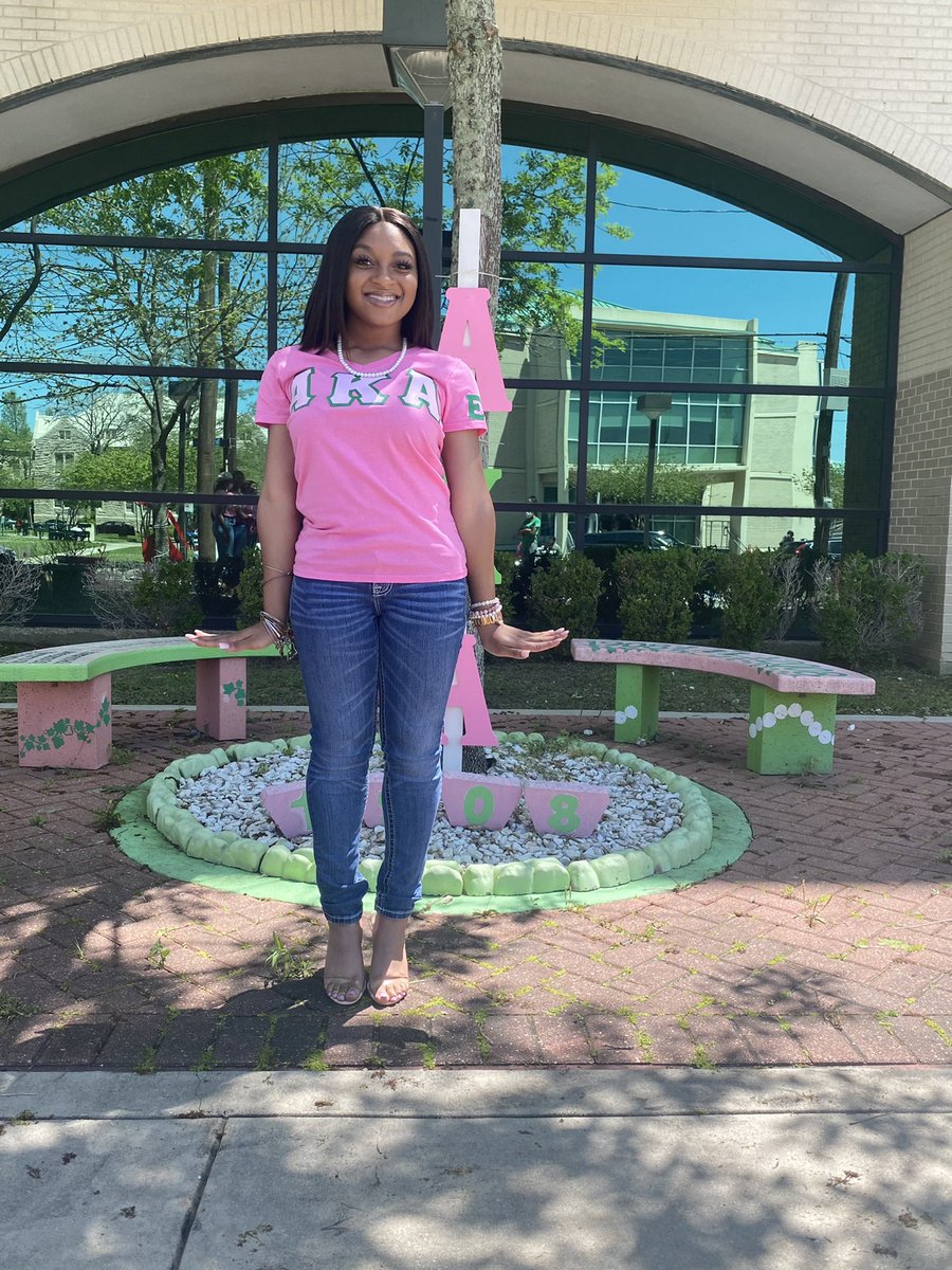 XULAStuAffairs's tweet photo. Congratulations to the newest members of the Epsilon Tau Chapter (@EpsilonTauAKA) of Alpha Kappa Alpha Sorority, Inc. #XULAnphc https://t.co/0N7aWjIy7r