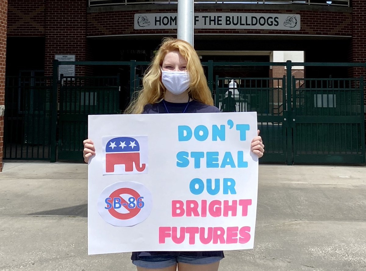 MyDreamLife76's tweet photo. Vote NO to #SB86 #savebrightfutures @jenn_bradley @SenMannyDiazJr @SenatorGainer @JoeGruters @Gayle_Harrell @Kathleen4SWFL @KeithPerryFL @isayray @GovRonDeSantis https://t.co/UoiMAtY6vs