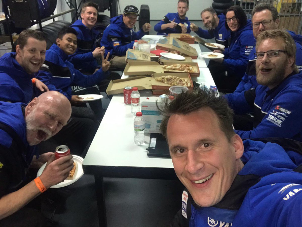 DomiAegerter77's tweet photo. My Crew @tenkateracingsbk for the #WorldSPP #2021 Season! Love you already Boys &amp; Girls 🥰😜 can’t wait for Start the season 🏍✊🤘🔥

@worldsbk @tenkateracingproducts @ronald_ten_kate @sidneybuitenhuis @monique.trip @ten_kate_motoren @yamaharacingcomofficial #team #77 https://t.co/2YYhhxqyAQ