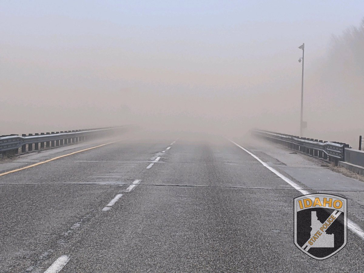 ISPEasternID's tweet photo. Welcome to Eastern Idaho Weather:

Sunday - 72°
Tuesday - 3” of snow
Today - 55mph winds

🚨🚨Interstate 15 north of Idaho Falls is closed due to blowing dust causing low visibility. 🚨🚨

Go to https://t.co/08B9eTbchg for current closure updates. https://t.co/1XKFWfoBIC