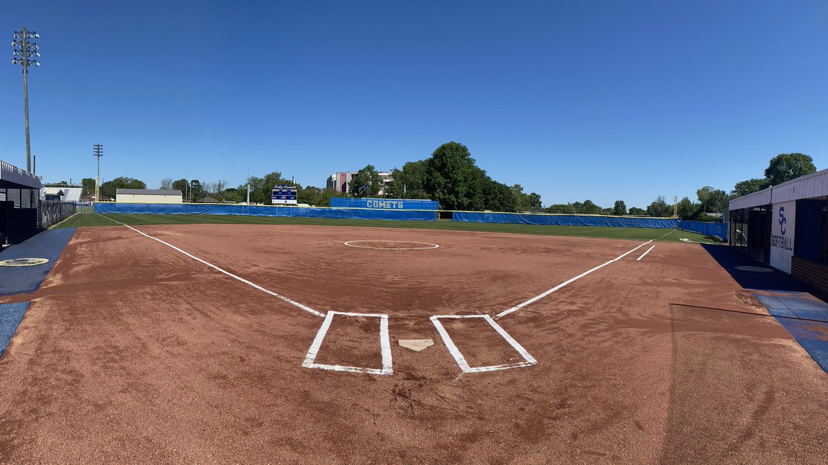 scc_hs's tweet photo. It’s the big day for Comet Softball! Come out to show some love for our seniors as they celebrate Senior Night in their game versus Morris Jefferson. This district championship game begins at 4pm today ~ Thursday! #Seniors21 
🥎💙💛 #gocomets #heyheyheyscc https://t.co/tU89W8dcmR