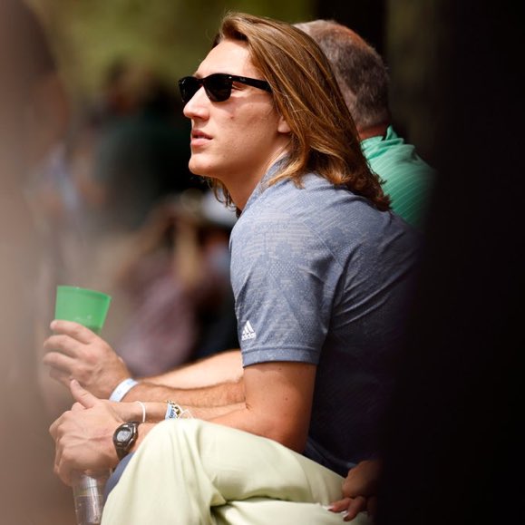 BirdieTrooper's tweet photo. .@PatrickMahomes and @Trevorlawrencee are watching a little golf today at Augusta National. 

 #TheMasters https://t.co/M75MzIiKiF