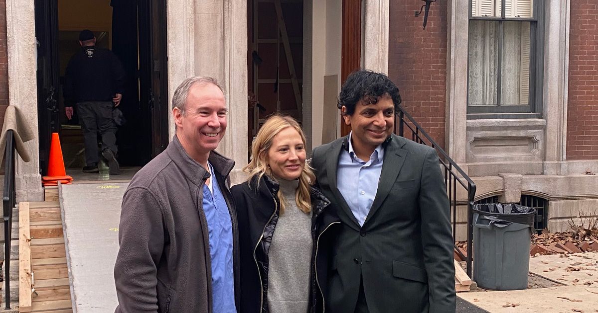 Childrenās Brain Tumor Network (@wearecbtn) on Twitter photo Thanks to #CBTN's Dr. Jay Storm & his wife Stacey for their commitment to improving outcomes for children w/ #braincancer. They worked w/ <a href="/MNightShyamalan/">M. Night Shyamalan</a> & <a href="/Servant/">Servant</a> to raise awareness & funds for research at our member site <a href="/ChildrensPhila/">Children's Hospital</a>.
buff.ly/39QV77a
#WeWontStop Thanks to #CBTN's Dr. Jay Storm & his wife Stacey for their commitment to improving outcomes for children w/ #braincancer. They worked w/ <a href="/MNightShyamalan/">M. Night Shyamalan</a> & <a href="/Servant/">Servant</a> to raise awareness & funds for research at our member site <a href="/ChildrensPhila/">Children's Hospital</a>.
buff.ly/39QV77a
#WeWontStop