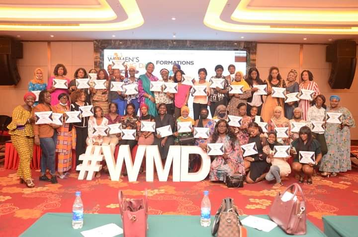 SARANADIABY's tweet photo. Une belle clôture des 2 jours de formations avec Mme Nabou fall.
Mes remerciements aux organisateurs du women meeting day pour cette belle opportunité de formation et de réseautage.
#blackwomangn
#Sarana
#imaleader https://t.co/es35jAbaUH