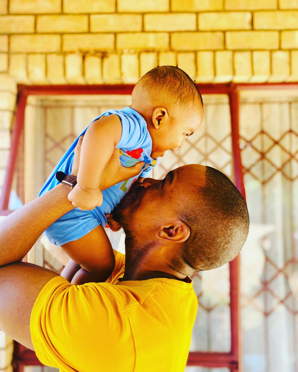 GeraldKoena's tweet image. Being Letago’s dad😍😍 #FirstTimeDad