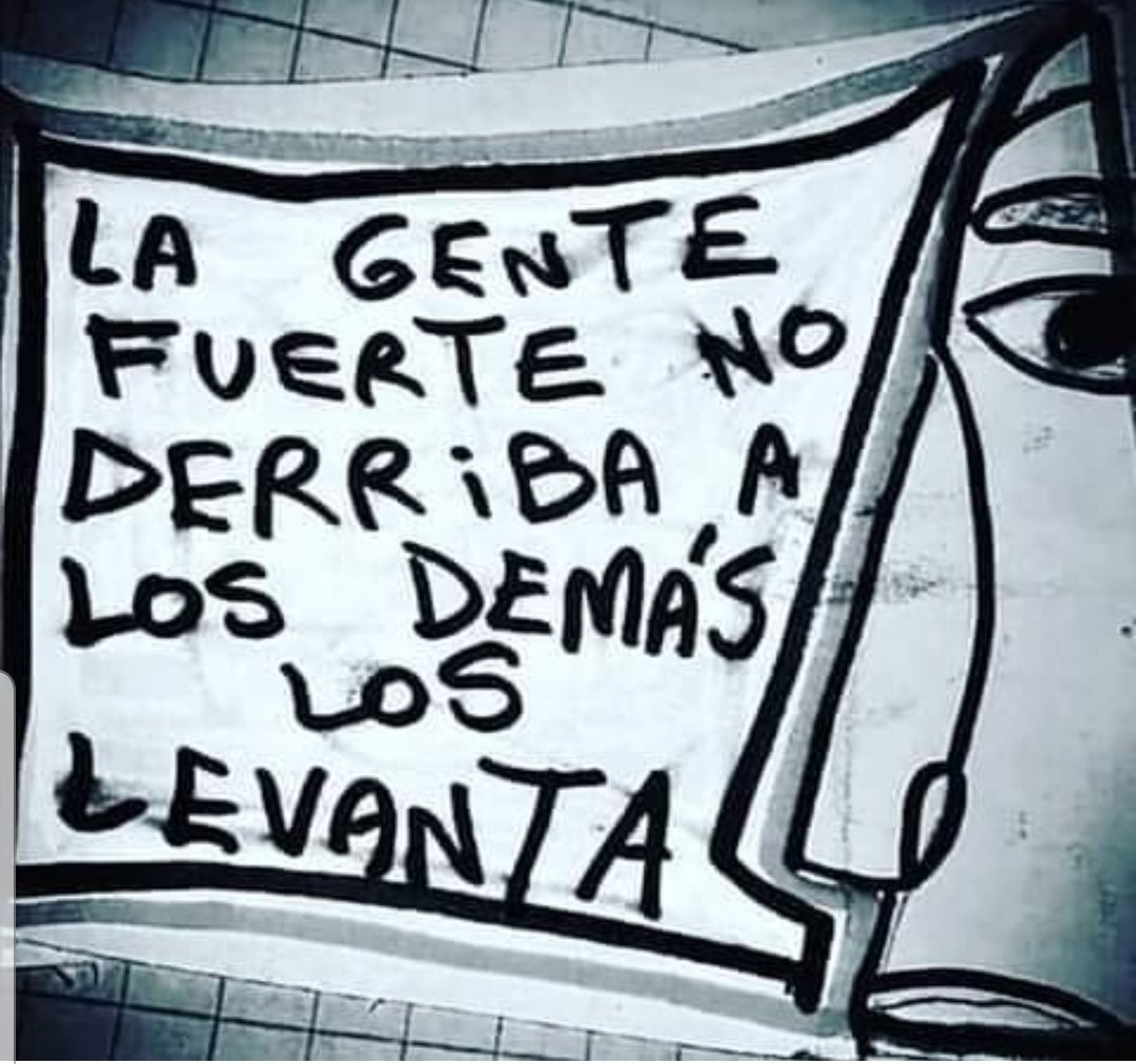 AndresOrtega's tweet photo. "La gente fuerte no derriba a los demás, los levanta..."

#BIG #5stars #4sharing 
Via @bartolsara https://t.co/QcPxvvVDmB