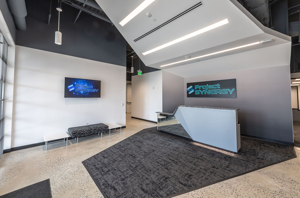 HITTContracting's tweet photo. Our #HITTAtlanta team was thrilled to team up with @CBRE and Murphy Meyers on this recently completed stand-alone interior build-out. The 40,000-sf space features custom ceiling installments and plenty of spacious conference rooms for socially distant collaboration. #CBRE #ATL https://t.co/RRPZeR2LKo