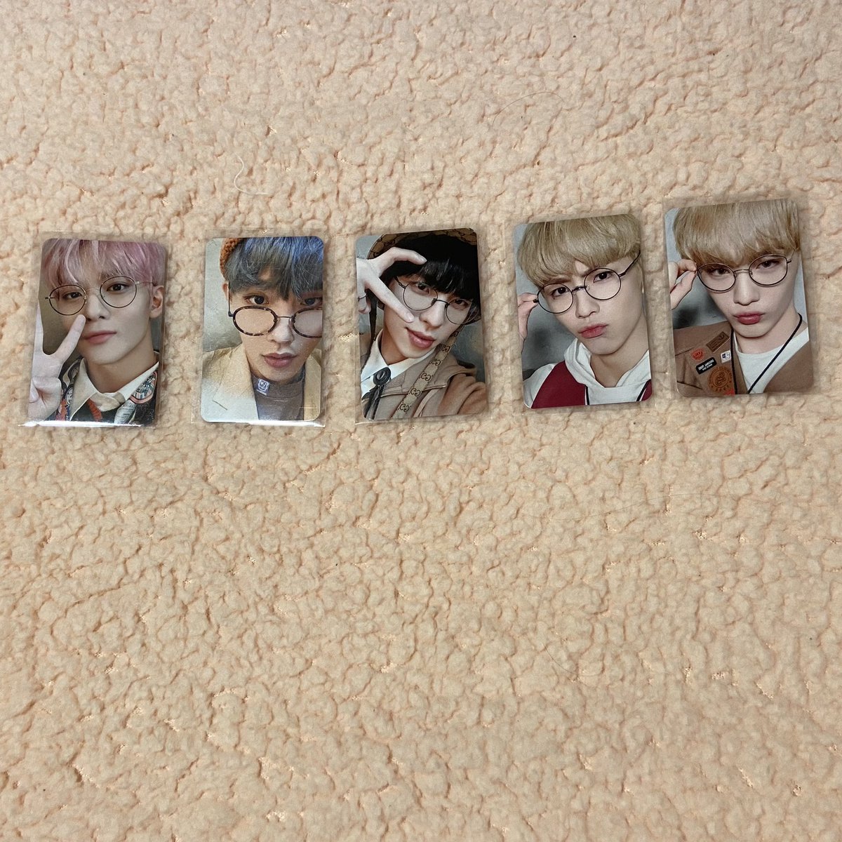 fixtiny's tweet photo. WTS CIX GMARKET FANSIGN POBS
- $12 USD each
- $1 stamped shipping in USA, $2 international
- dm me to claim/check member availability
#cix #wtscix #wttcix #cixsale @wts_cix https://t.co/h38N8ewOsd