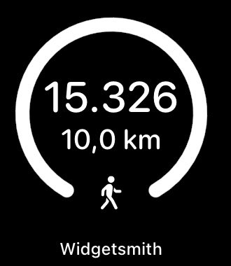 kendace3's tweet photo. Just hit 10 km running.... my feet need a massage #feetsoles #feet #soles #socks #socksniffer #dirtyfeet #dirtysocks #sweatfeet #fetish #longhair #girlfeet link in bio https://t.co/2UHfzm4GqK