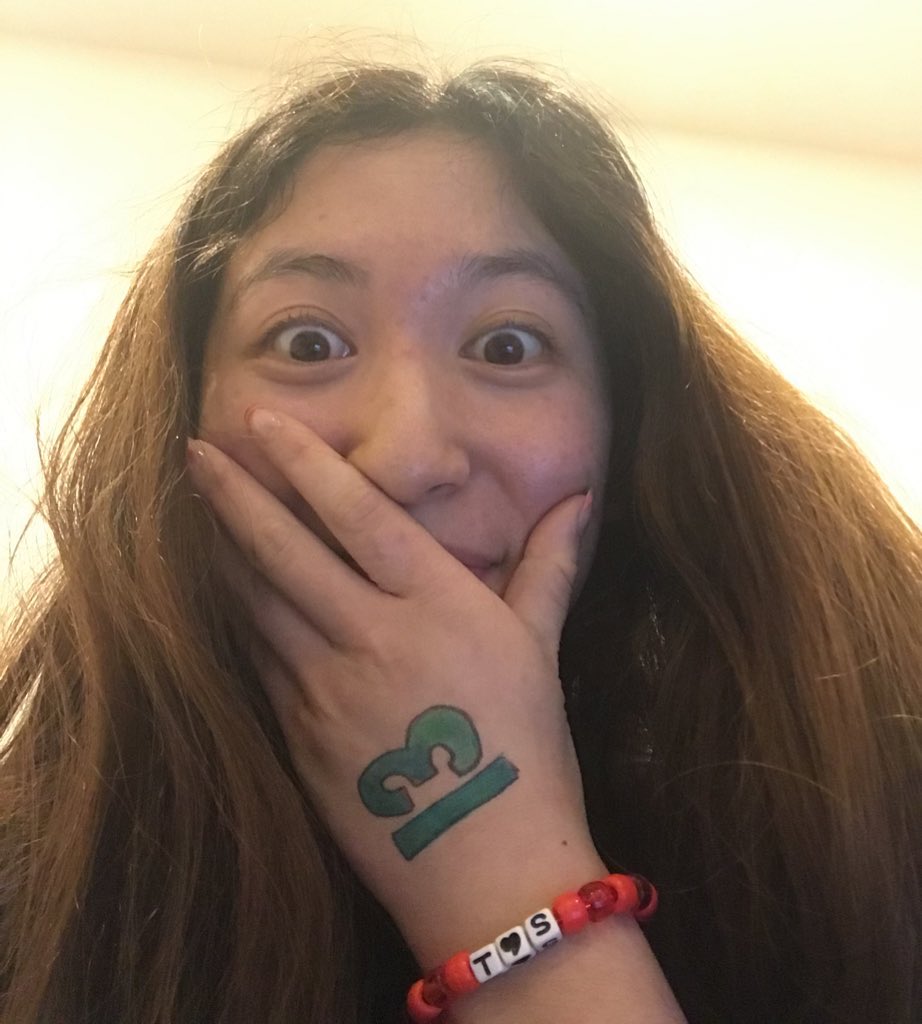 taylovesallie's tweet image. hey tay! I just wanna say I have forever been and always will be (😉) a swiftie and love u!!! I am so extremely proud of you putting out your own version of your music and persevering through the hard times! You inspire me everyday! 💛💛 #FearlessTaylorsVersion @taylorswift13