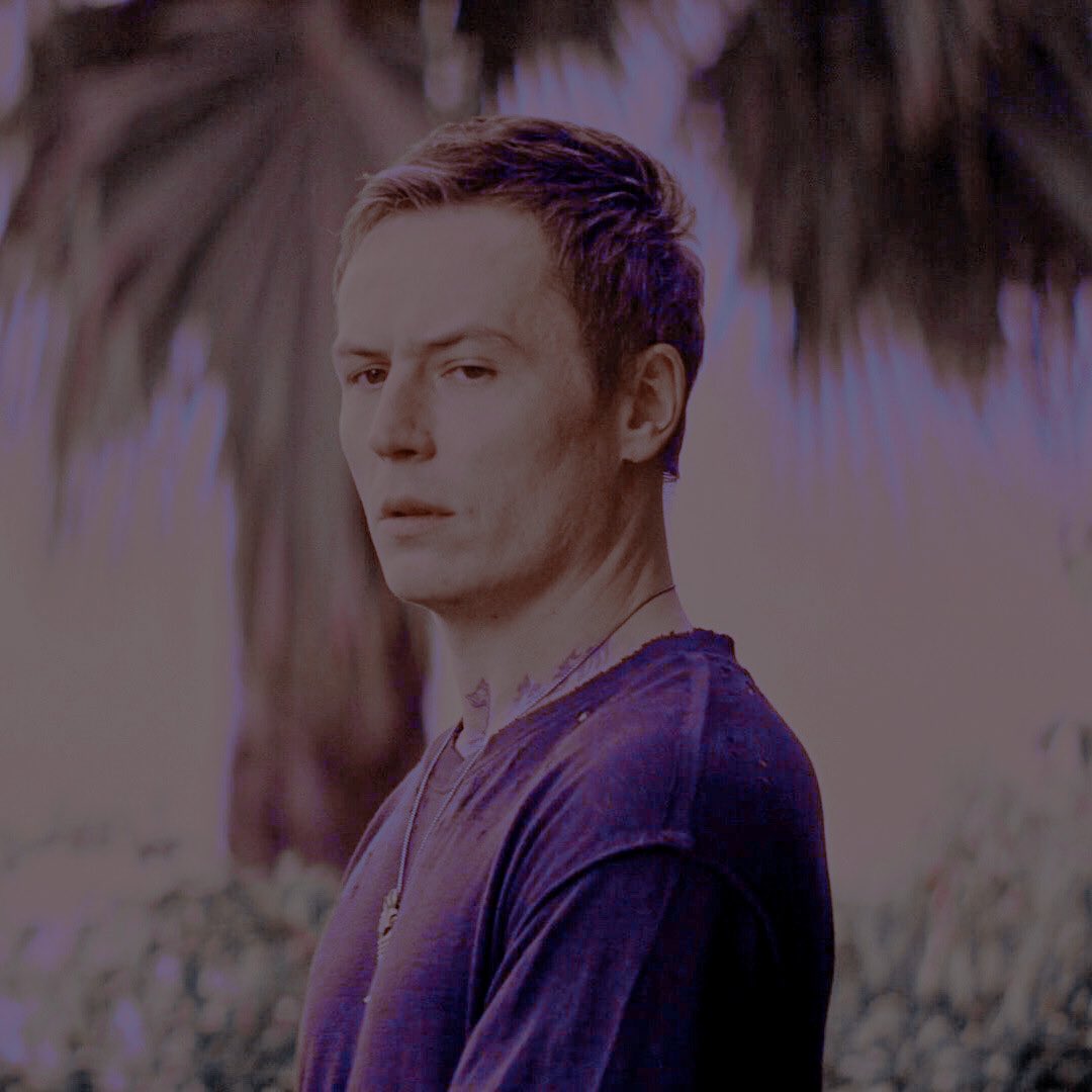 Amazing new layout thanks to the talented and incredible <a href="/OdiousFury/">Domino.</a>!

Thank you so much! I love it 🌹💚