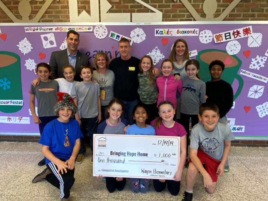 It’s time for another 💡 #SchoolSpotlight! Our friends at @WayneElementary host a Coin Drive to bring #UnexpectedAmazingness to Local Families battling cancer! Since 2017, they have raised $4,016! We love having you in #HOPENation!