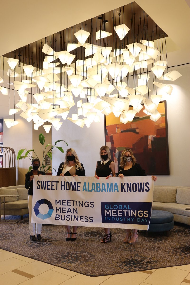 MeetHuntsville's tweet photo. We'll shine a light on the people behind @WestinHSV and @ElementHSVAL.  #GMID21 #MeetHuntsville

Watch this video to see how they gave us hope, faith, and love during 2020! https://t.co/jMPyworr5u https://t.co/U1yn4tRd1l