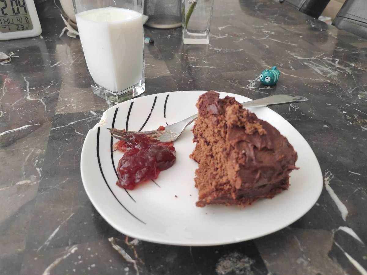 UrielPrieto18's tweet photo. Awebo, desayunito https://t.co/DRFgOIyT0a