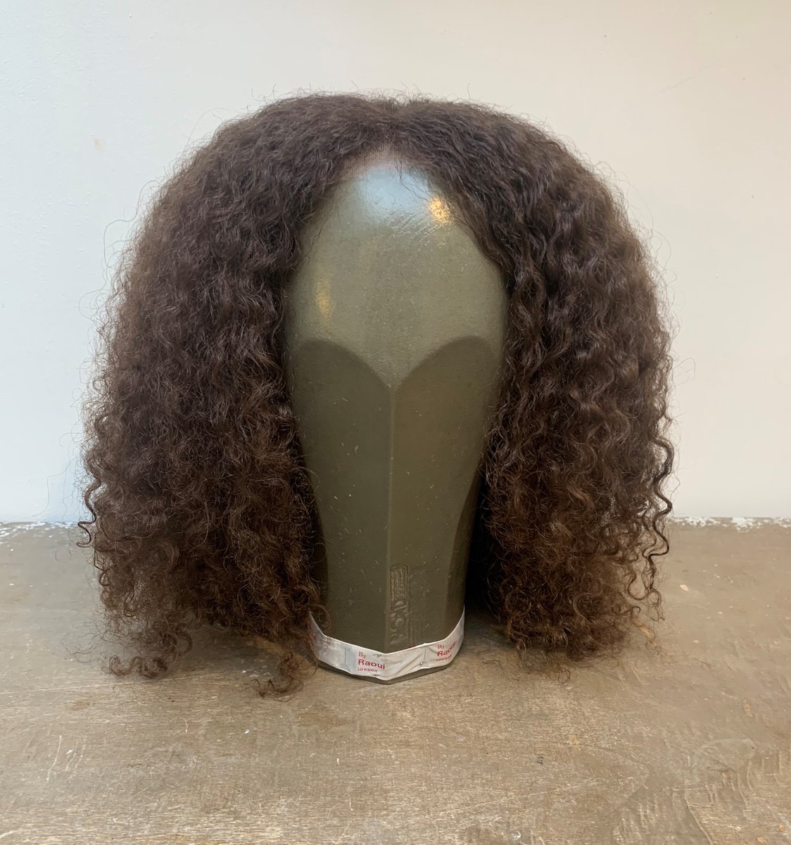 LPTrustUK's tweet photo. We're so excited to announce we've made our first wigs from Afro hair donations! 🎉💜
This was made possible thanks to the determination of a young hair donor, the efforts of one ambassador and the skill of the amazing staff @RAOULHAIR.
For more see 👇https://t.co/uFu2F7nNgQ https://t.co/9Jk56xuzid