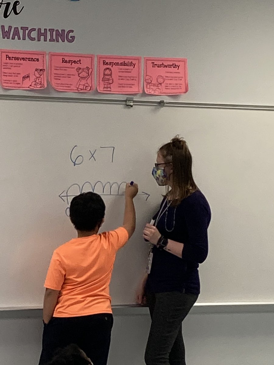 Our 3rd grade reading teacher, Ms. Donovan, had students representing multiplication as they waited for dismissal! #genoaowls #pisdmathchat
