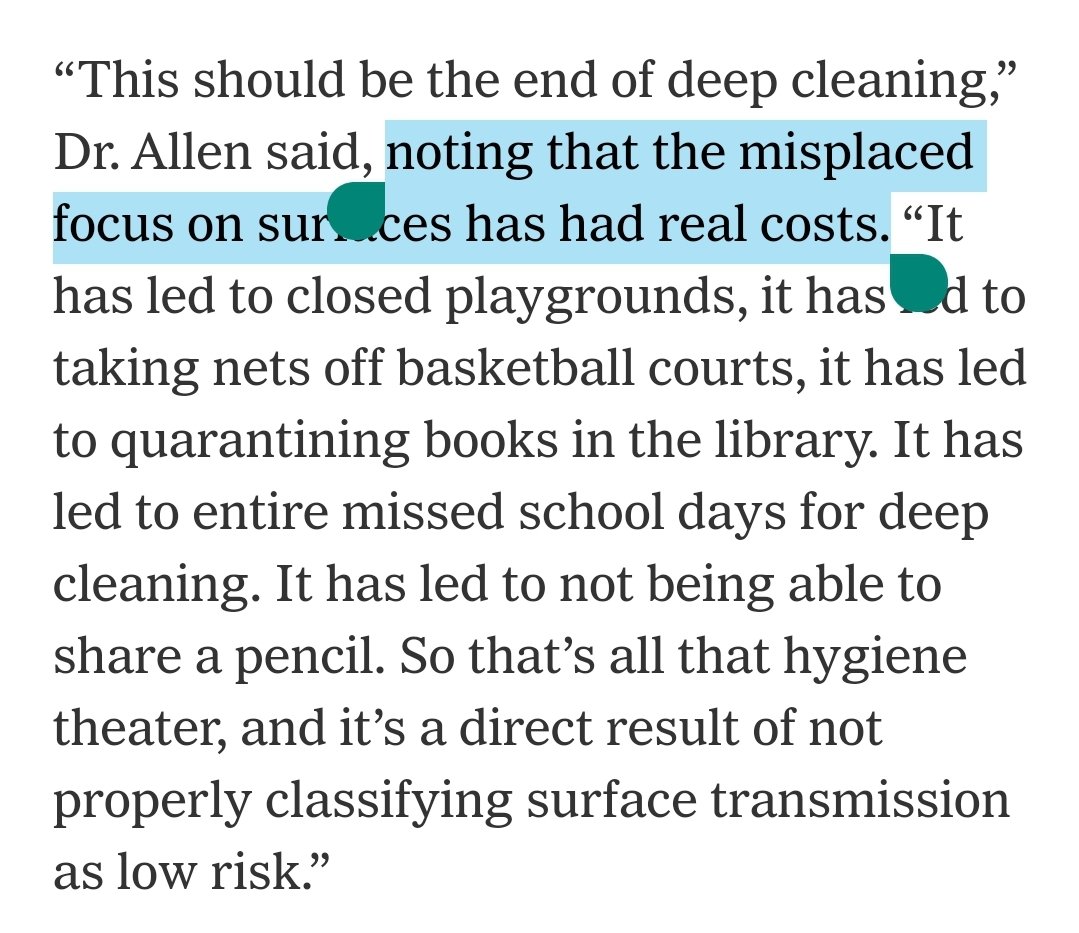 Se der, ja.

"This week, the C.D.C. acknowledged what scientists have been saying for months: The risk of catching the coronavirus from surfaces is low."

nytimes.com/2021/04/08/hea…