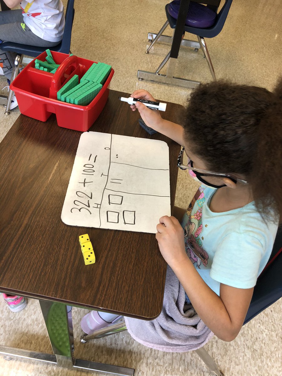 MrRogersJCPS's tweet photo. Thank you @schwager_rachel for letting me come in and learn from a  math pro! @WilderWildcats @ahigdonjcps #NumberTalks @JCPSKY https://t.co/r1u3N5qNUM